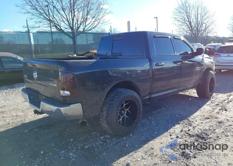 2015 Ram 1500 Outdoorsman z USA, uszkodzony, nr VIN 1C6RR7LTXFS713536